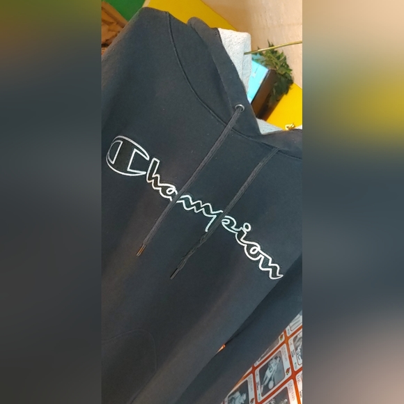 Champion black hoodie - Picture 3 of 4